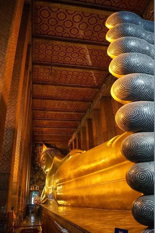 Wat Pho templo buda reclinado 
