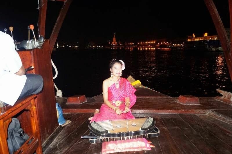 crucero con cena por el rio Chao Phraya