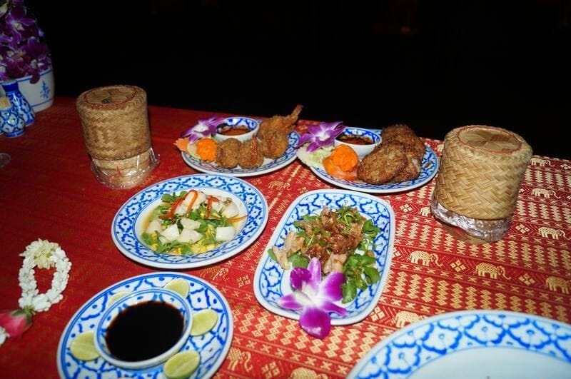 crucero con cena por el rio Chao Phraya