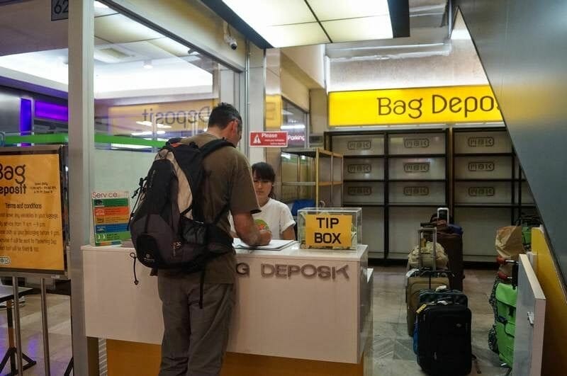 El Hicimos Al De Mochilas Check Out Dejamos Pasamos Antes Resto Hotel Tranquilamente Día Y Aeropuerto Las Ir Del Compras dppnxWO