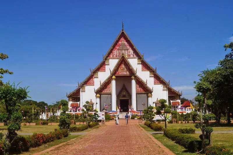  Wihan Phra Mongkon Bophit