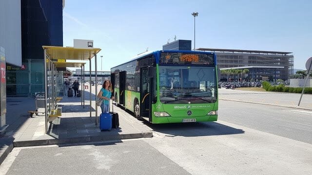 forma más barata del ir del aeropuerto a barcelona