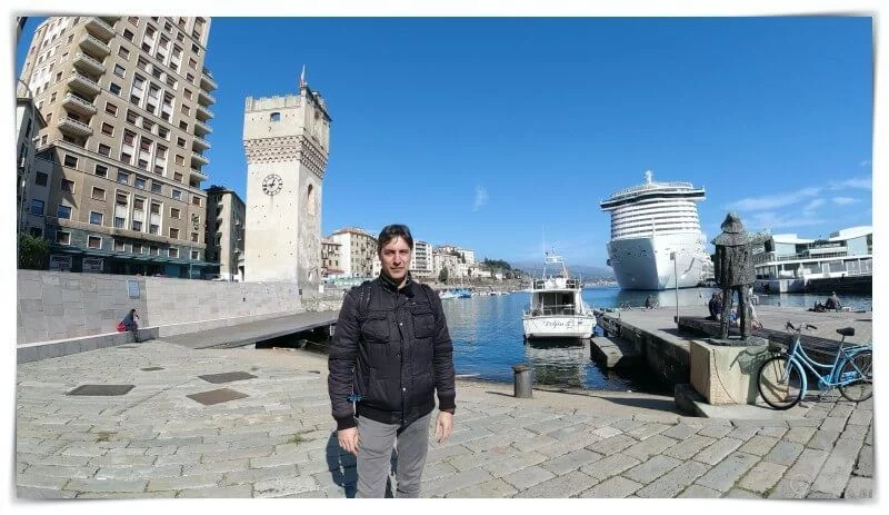 Héctor Navarro de Mi baúl de blogs en Savona