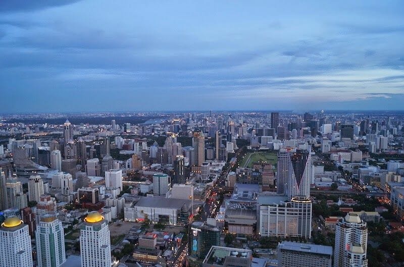 oscurecer en el Baiyoke Sky tower
