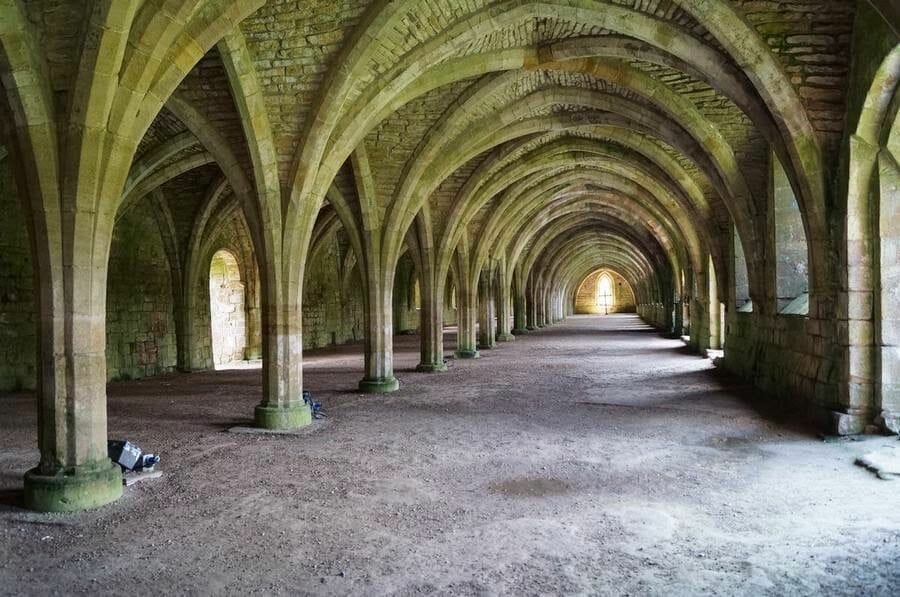 abadia fountains comedores monasterio