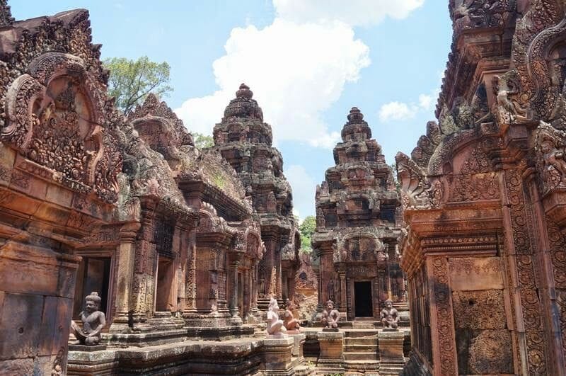 TEMPLO BANTEAY  SREI  TEMPLE 