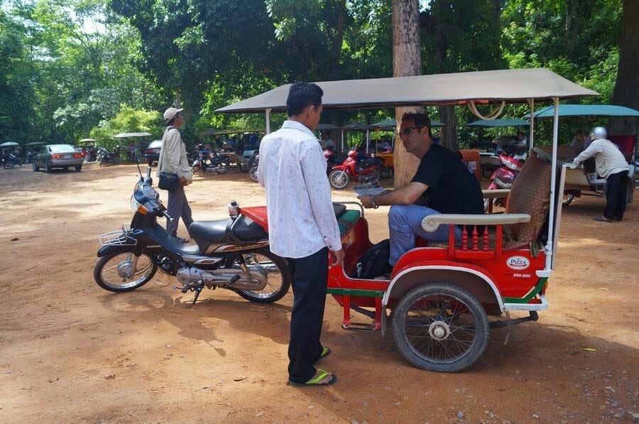 tuk tuk templos de Angkor