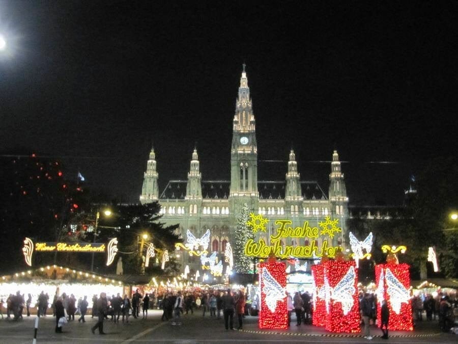 Christkindlmarkt Viena de noche