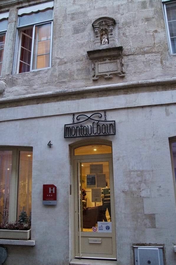hotel Montaulbain entrada
