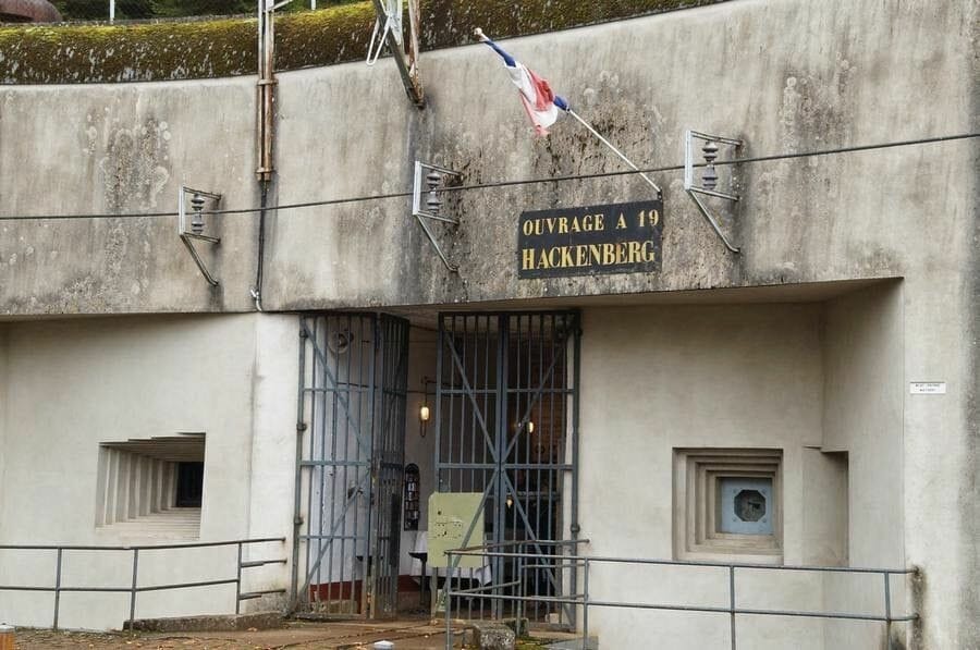 puerta del fuerte de linea maginot