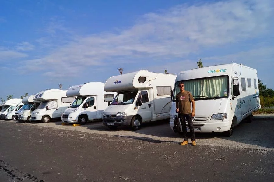 parking autocaravanas mont saint michel