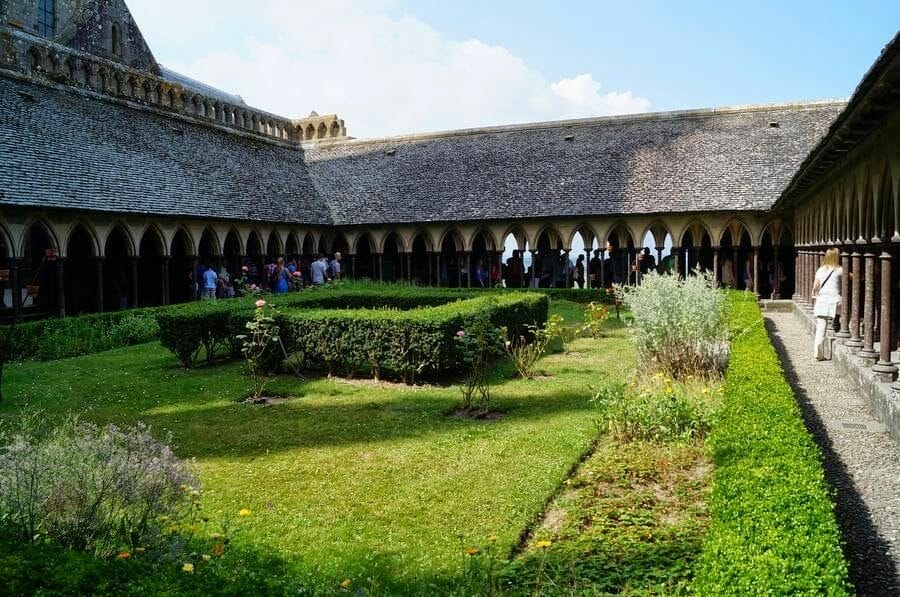 claustro Abadía del monte Saint Michel