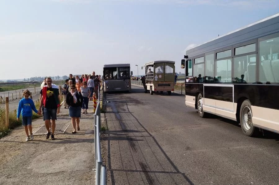 bus mont saint michelle