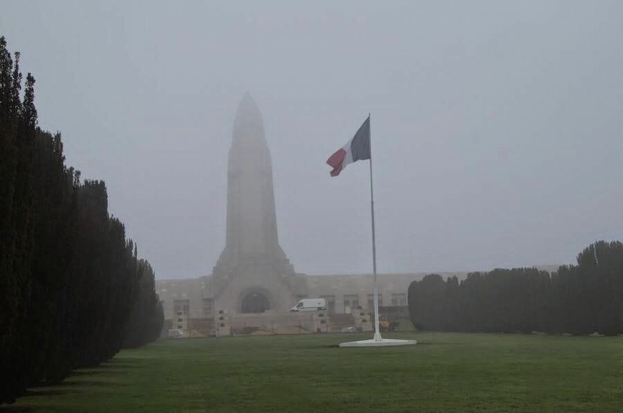 OSARIO DE DOUAUMONT cementerio