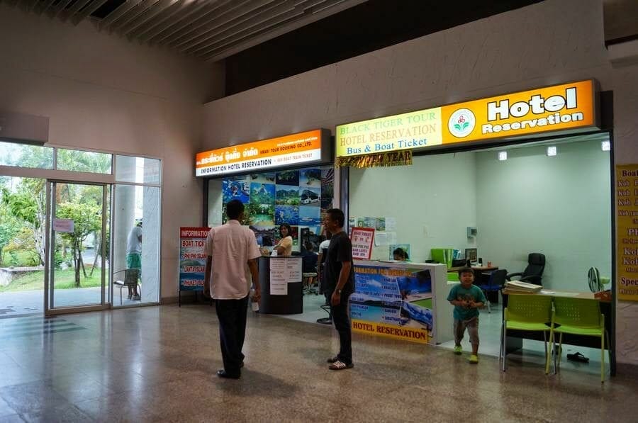 terminal aeropuerto Krabi