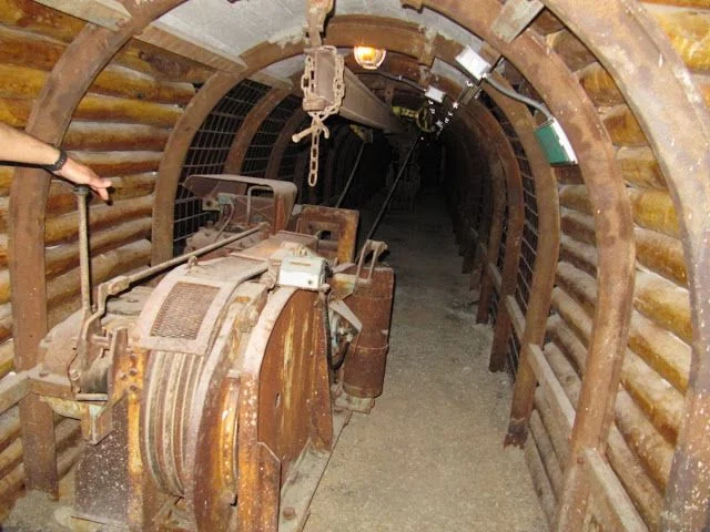 Mina serbariu, carbonia, mina italiana, mina carbon, visita turistica de minas