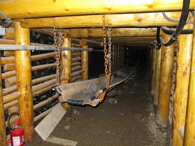 Mina serbariu, carbonia, mina italiana, mina carbon, visita turistica de minas