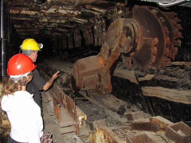 Mina serbariu, carbonia, mina italiana, mina carbon, visita turistica de minas