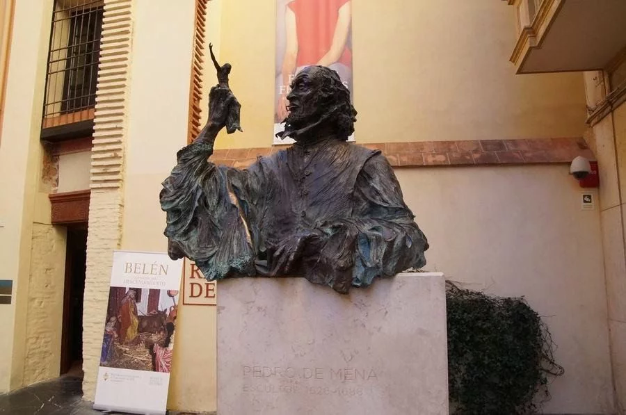 fachada de la casa del escultor  Pedro de Mena