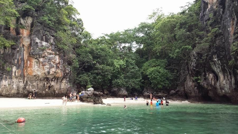 Hong islands Lading island