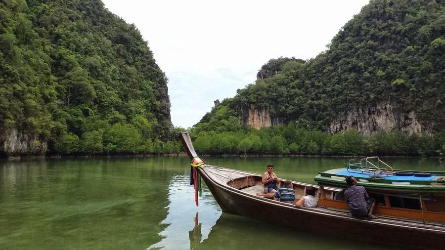 Hong lagoon
