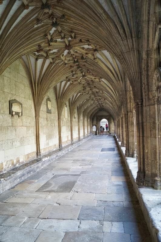 claustro catedral canterbury