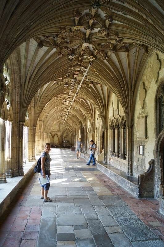 claustro catedral canterbury