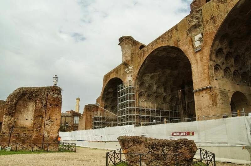 foro romano Basílica de Majencio y Constantino
