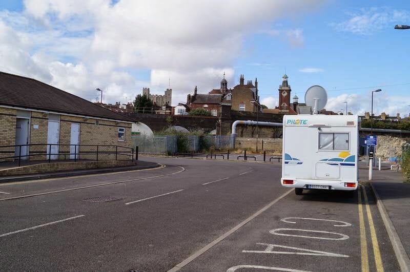 autocaravana en castillo de rochester