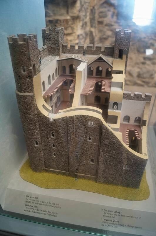 torre de rochester diseccionada
