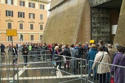 MUSEOS VATICANOS entrada y cola
