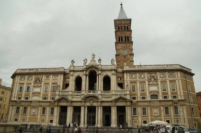 Santa María la Maggiore fachada
