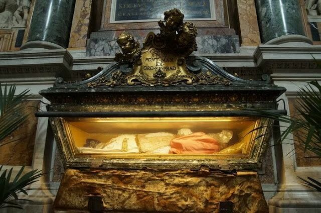 Santa María la Maggiore tumba papa
