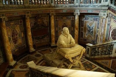 tumba papa Santa María la Maggiore
