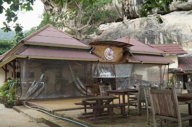 Tonsai bay resort restaurant