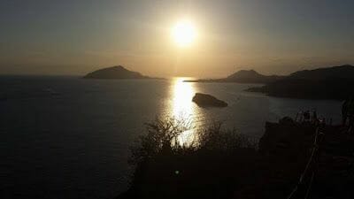 atardecer en cabo Sunion