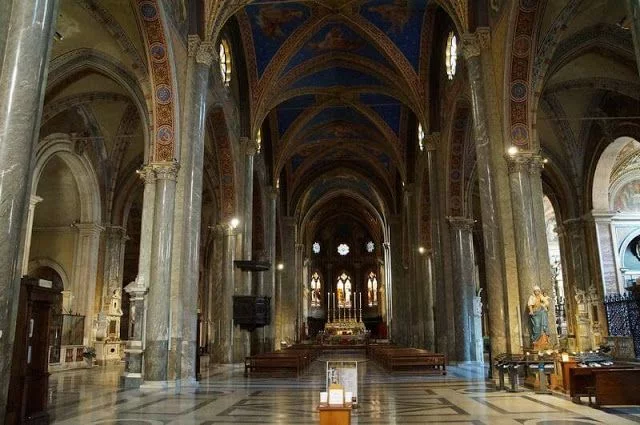 Iglesia Santa Maria Sopra