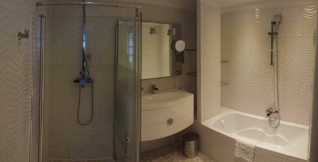 Le Gîte du Vieux Tours baño