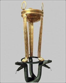 Columna de las Serpientes, Columna Serpentina, Trípode de Delfos,Trípode de Platea