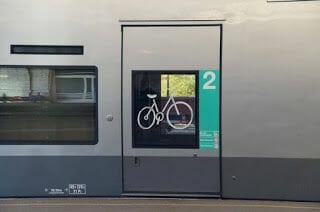 tren bicicletas castillo del Loira