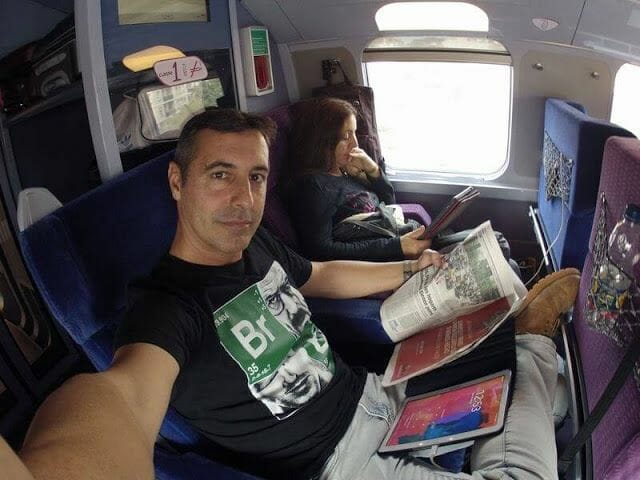 ipad, diarios y gadgets en el tren castillos del Loira en tren
