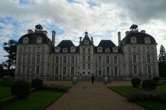 fachada del castillo de Cheverny 
