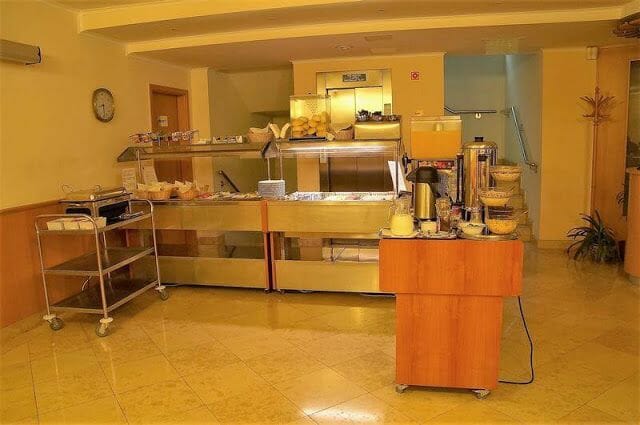 Buffet Jagello Business hotel