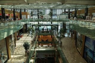 hall de la torre sapphire de estambul