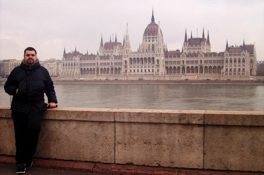 parlamento Budapest desde la otra orilla del río, desde Buda