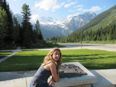 Marta en el Roger pass maqueta roger pass