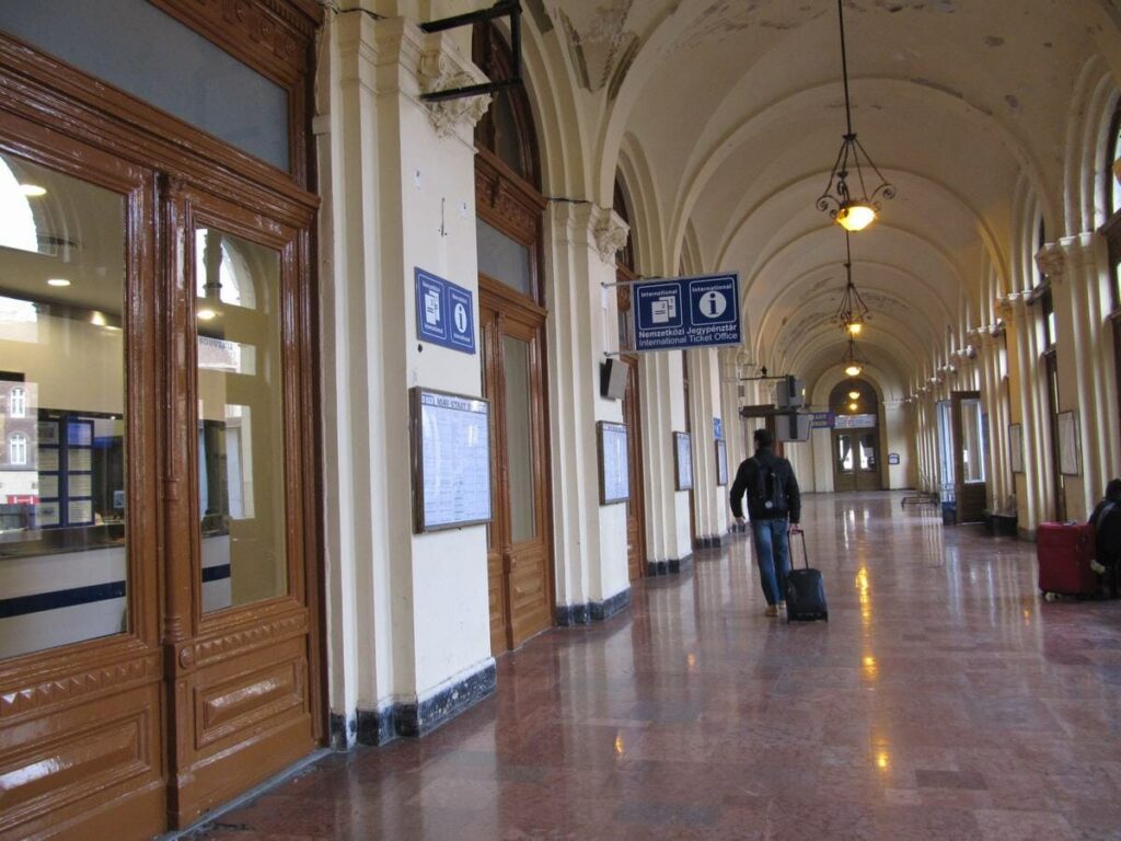 estacion tren budapest, keleti