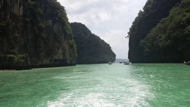Lohsamah bay