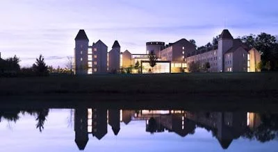 ir a Eurodisney al Explorers hotel