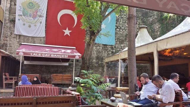 bar Lali Çay Bahçesi